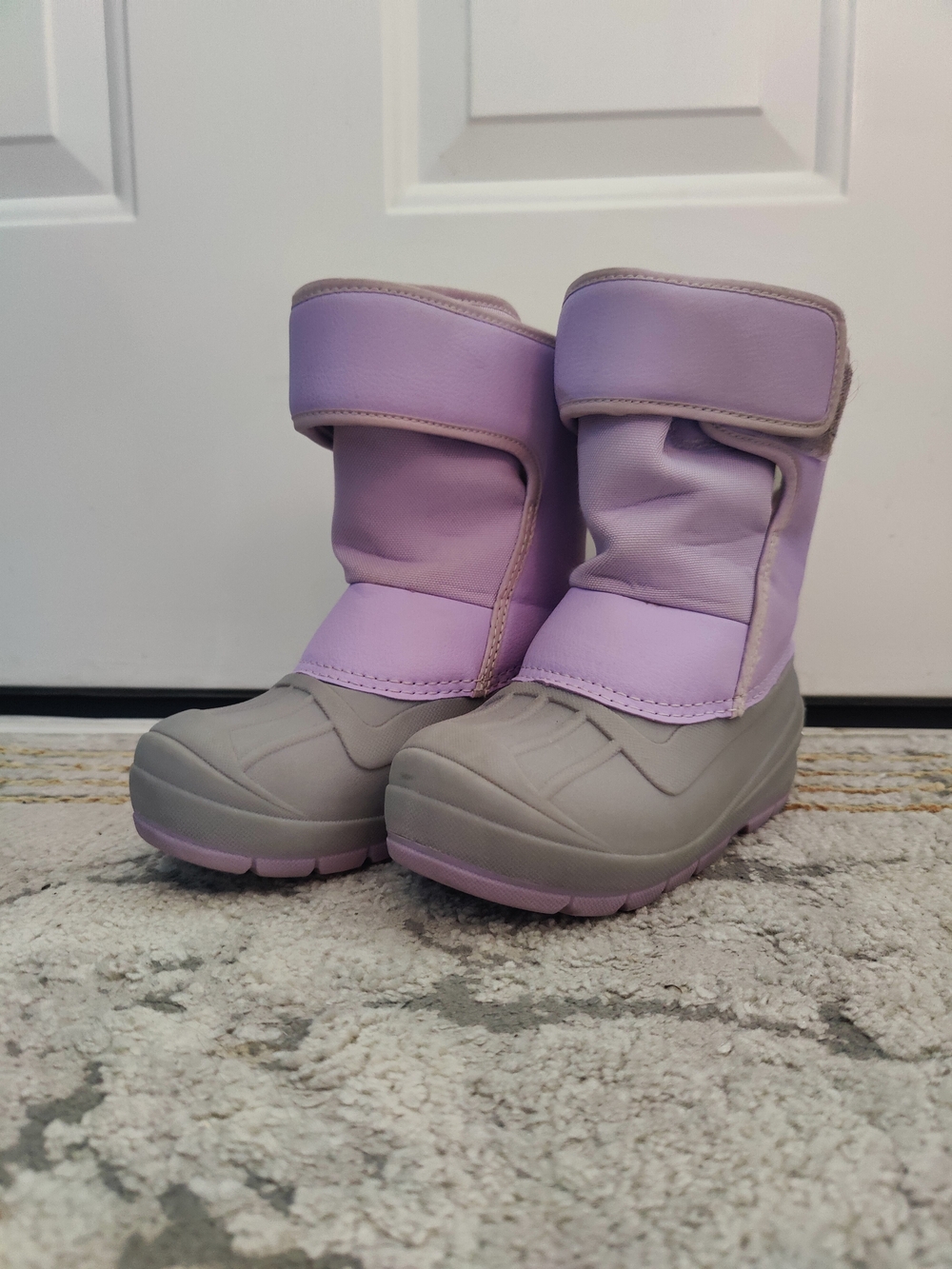 Kids Waterproof Winter Boots - Cat and Jack - Size 11 Toddler